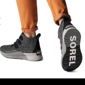 Sorel Women's Out 'N About Boots III, BNWT, Size 8